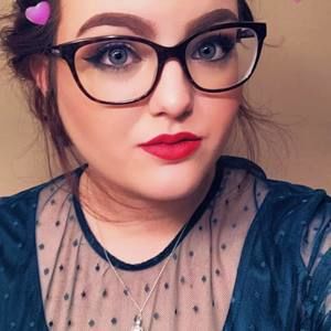 Meet your Posher, Katelyn